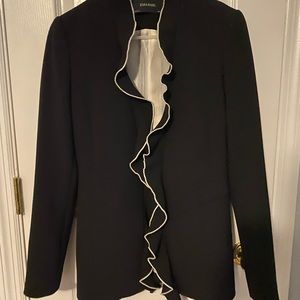 Gorgeous dressy suit jacket. Very flattering.